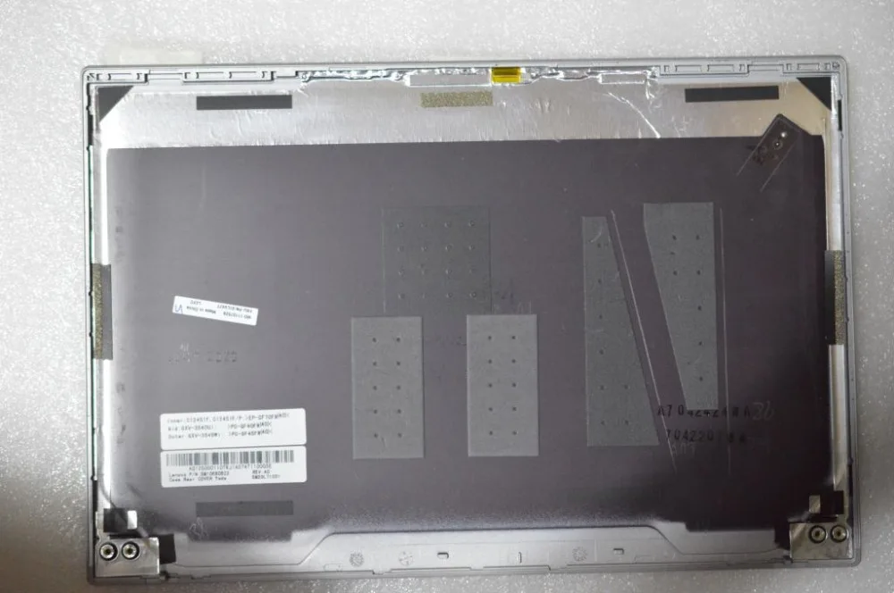 Чехол для lenovo ThinkPad X1 Carbon 01LV477 SM10K80822, серебристый модель