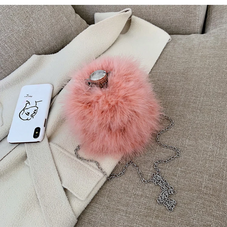 iVog New Arrival Everyday Female Small Fur Crossbody Shoulder Handbag cc Geometric Chain Hand Bags for Women