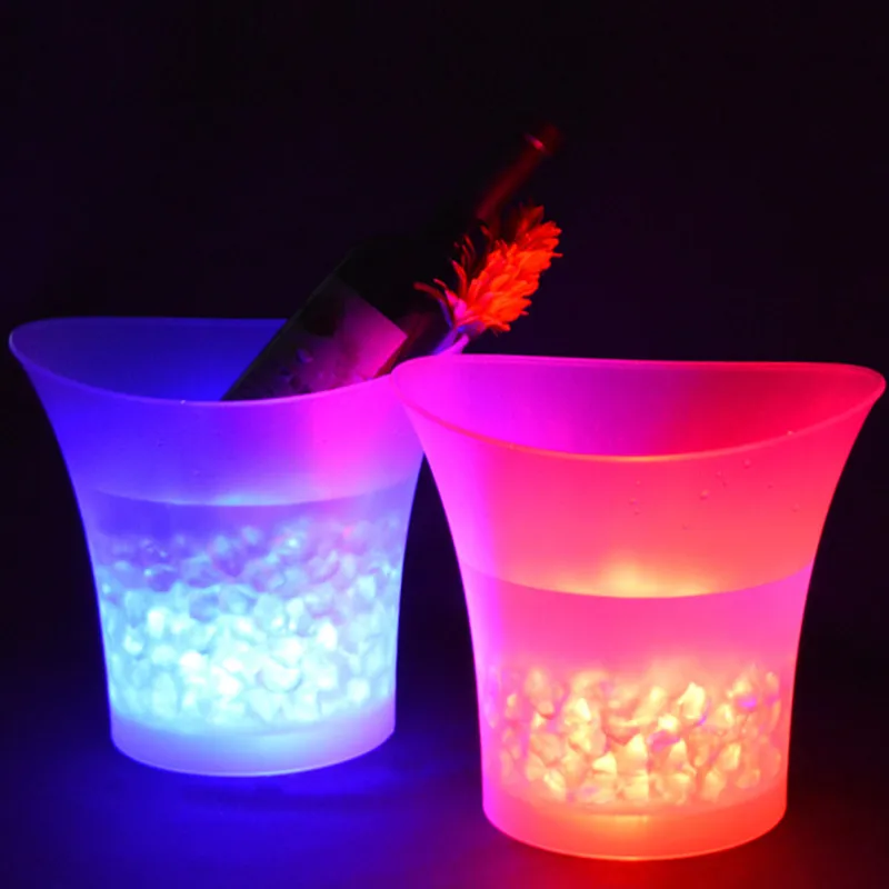 7 Color LED New 5L Waterproof Plastic LED Ice Bucket Color Bars Nightclubs Light Up Champagne Beer Bucket Bars Night Party