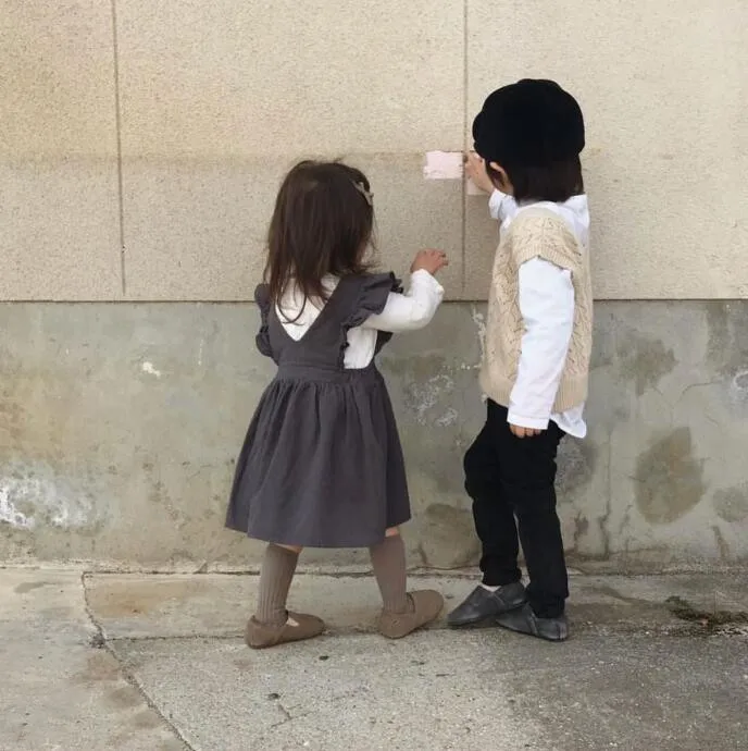 Осеннее хлопковое платье принцессы без рукавов с v-образным вырезом и сердечком для девочек; платье принцессы