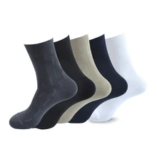 Thin and Fashion Comfortable Breathable Massage Colorful Pattern Socks Bamboo Socks for Man