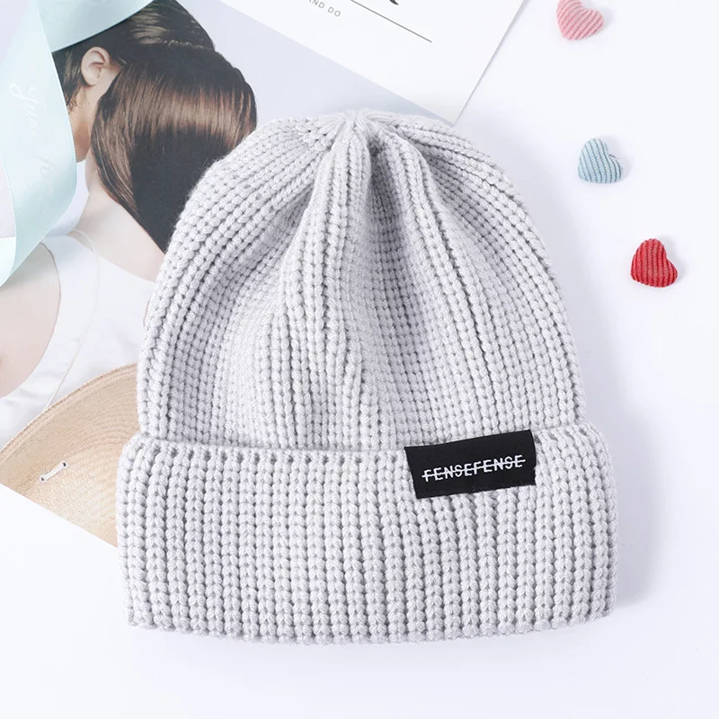 Светло-серый Шапка с надписью True casual Beanies для мужчин и женщин теплая вязаная зимняя шапка модная однотонная хип-хоп унисекс шапка бини шапка U1008 g - Цвет: Светло-серый