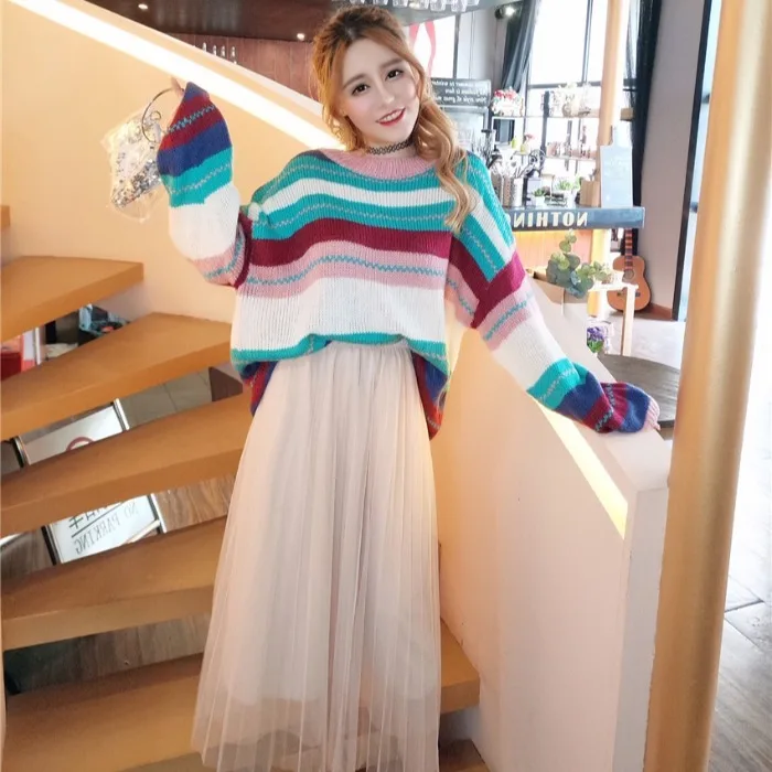 

Graceful Knitting Suit Western Style by Age Loose Retro Color Stripes Sweater + Pleat Gauze Skirt Two-Piece Set