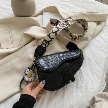 

All-match Women's Retro Saddle Bag 2020 Summer New Celebrity Inspired Underarm Bag Wide Shoulder Strap Shoulder/Crossbody Bag