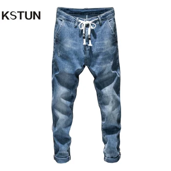 

KSTUN Relaxed Tapered Jeans Men Light Blue Stretch Drawstring Joggers Pants Casaul Jeans Trendy Fashion Pockets Desinger Cowboys