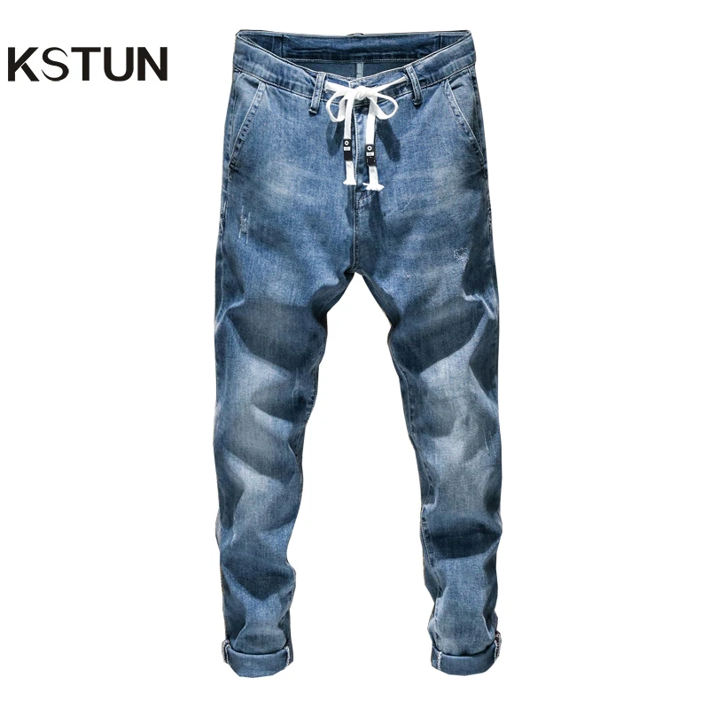 light blue tapered jeans mens