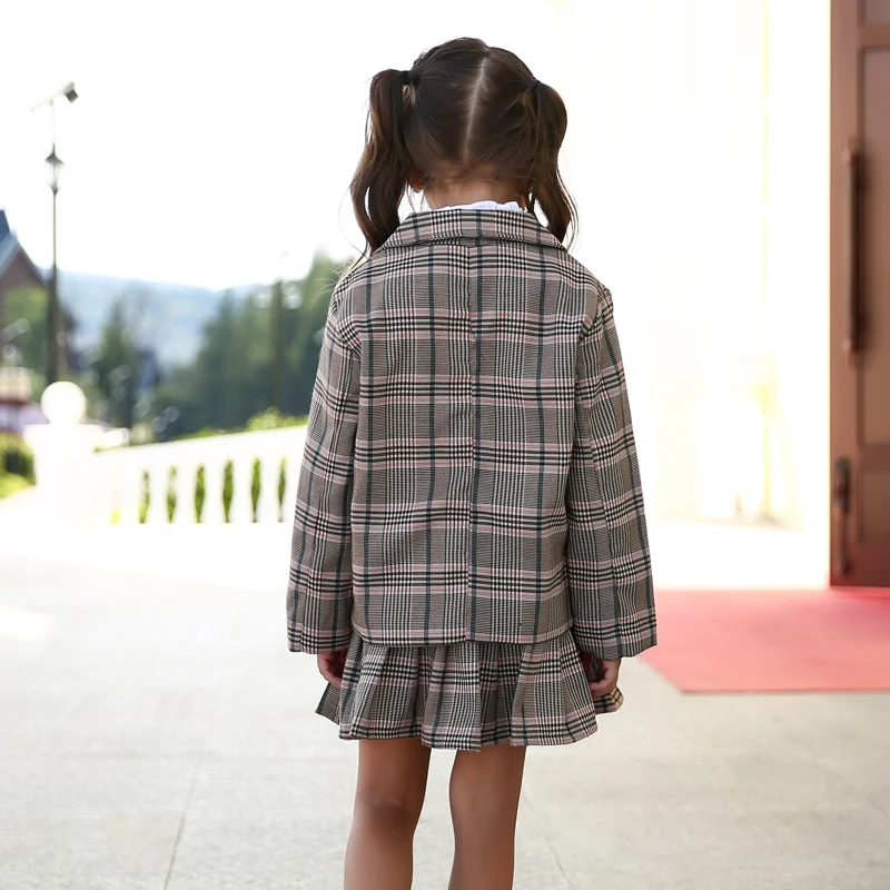 Модные комплекты для маленьких девочек в консервативном стиле Весенняя клетчатая куртка+ плиссированная юбка детская одежда из 2 предметов в английском стиле для детей, одежда для девочек