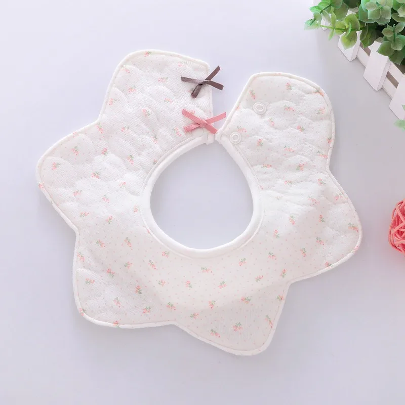 

Free Shipping 360 Degrees Rotating Infant Baby Bibs Cute Print Waterproof Saliva Towel Baby Accessories Burp Cloths