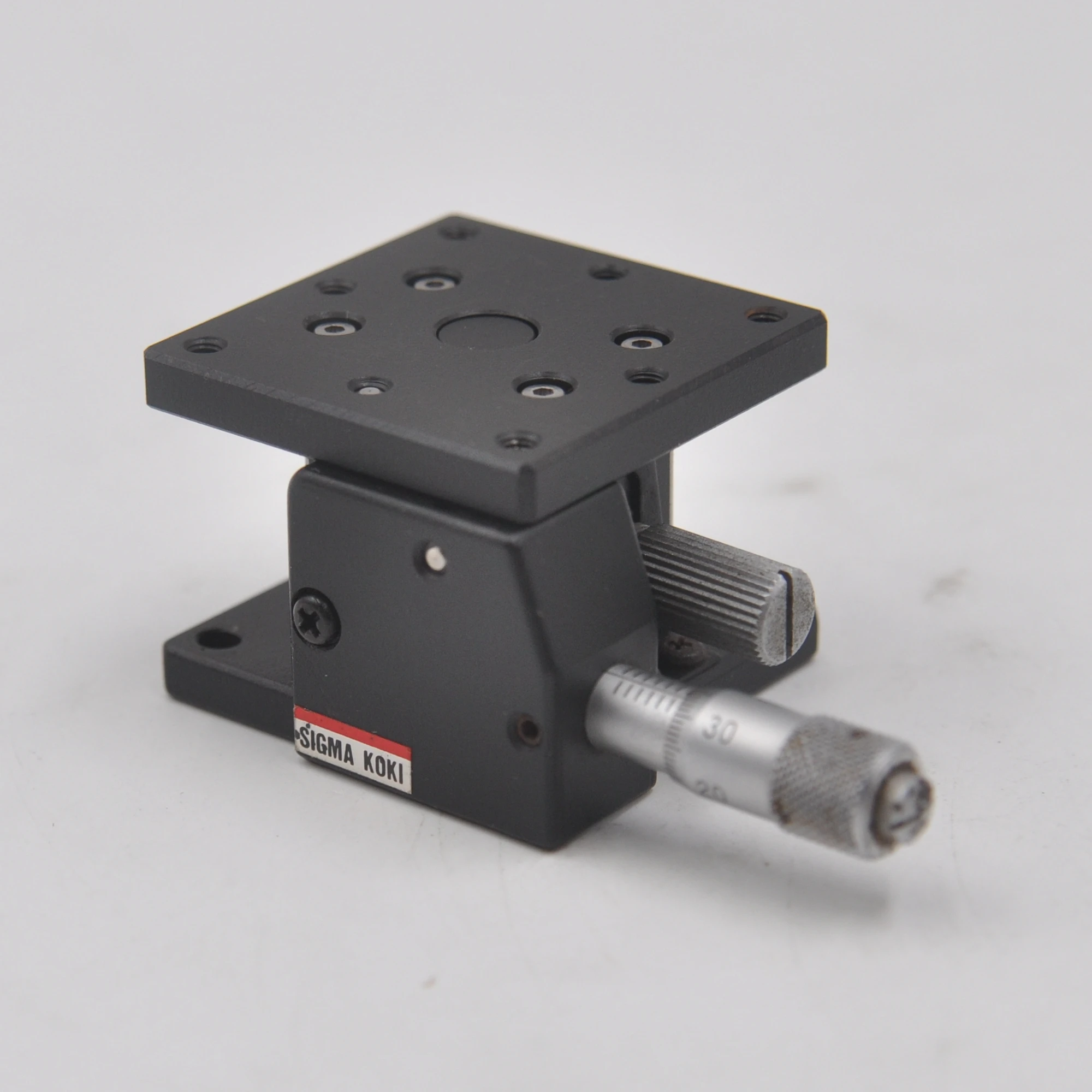 

Z axis Sigma TSD-403 optical 40mm manual high precision fine adjustment displacement slide adjustable lifting platform copper