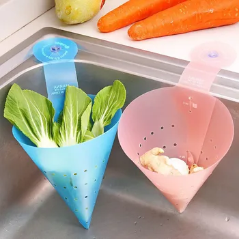 

1Pc Detachable Suction Triangular Strainer Kitchen Wash Food Snacks Basket Leftovers Soup Filter Cleaning tool