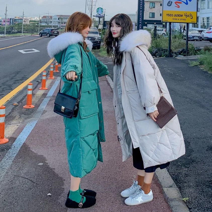 

Photo Shoot Main Push CHIC Ladies' Off-white Mid-length Hooded Model Fur Collar Single Breasted Large Pocket Cotton Coat