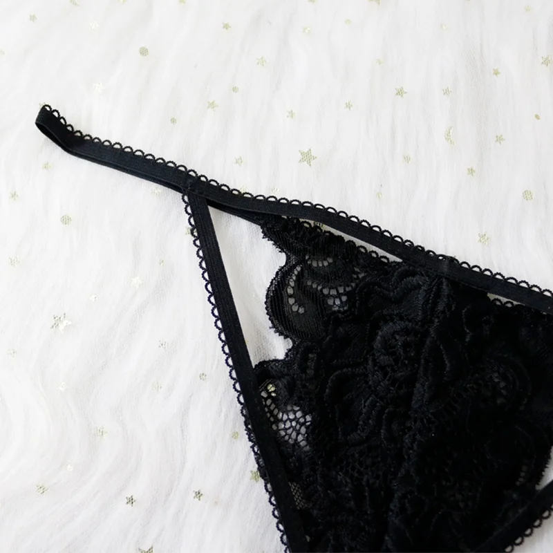 Сплошной цвет вырез три точки из двух частей кружева вышитые камзол стринги женский костюм