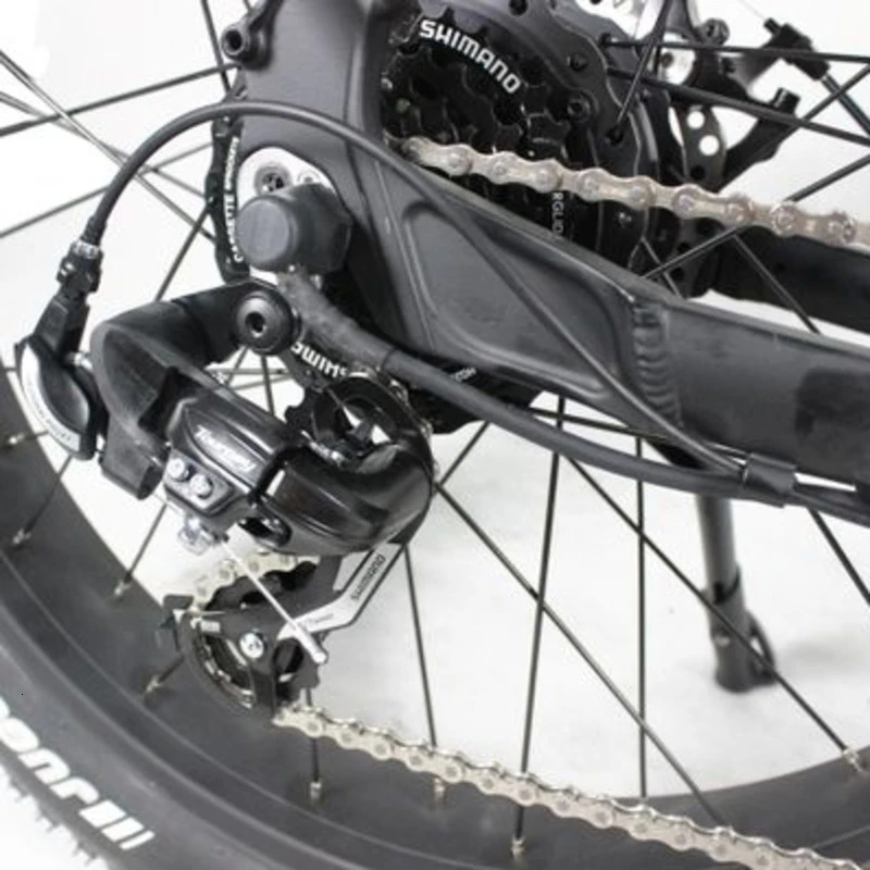 Electric snowmobile lithium battery mountain bike power bicycle 26 inch 48V speed 4.0 wide tire beach off-road vehicle