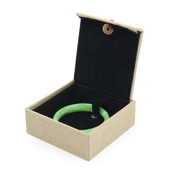 

Brown Tassel Linen Jewelry Ring Pendant Bracelet Car Hanging Packaging Gift Box Interior Bronze Money Design 7 Series Available