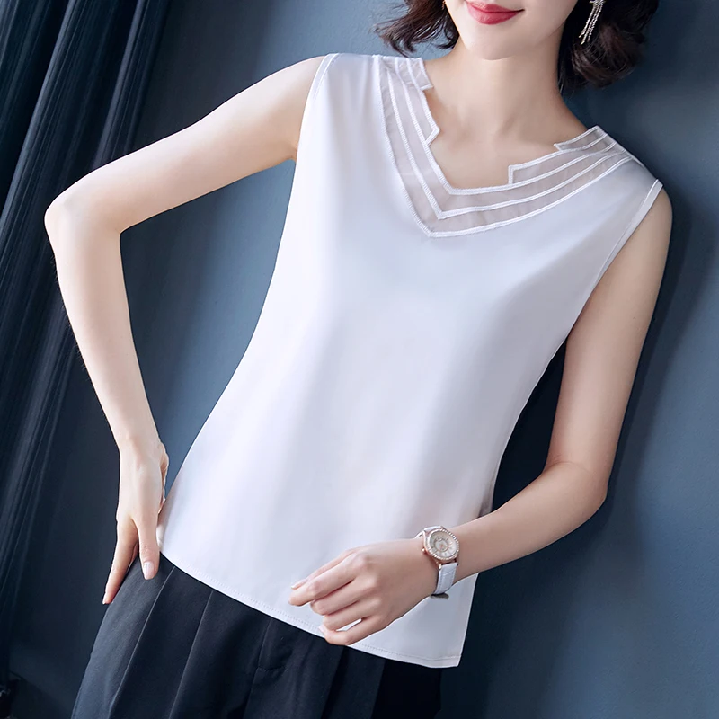Korean Silk Women Tops Camis Women Sleeveless Satin Tank Top Plus Size Woman Silk Camis Lace Tees Woman Hollow Out Halter Top