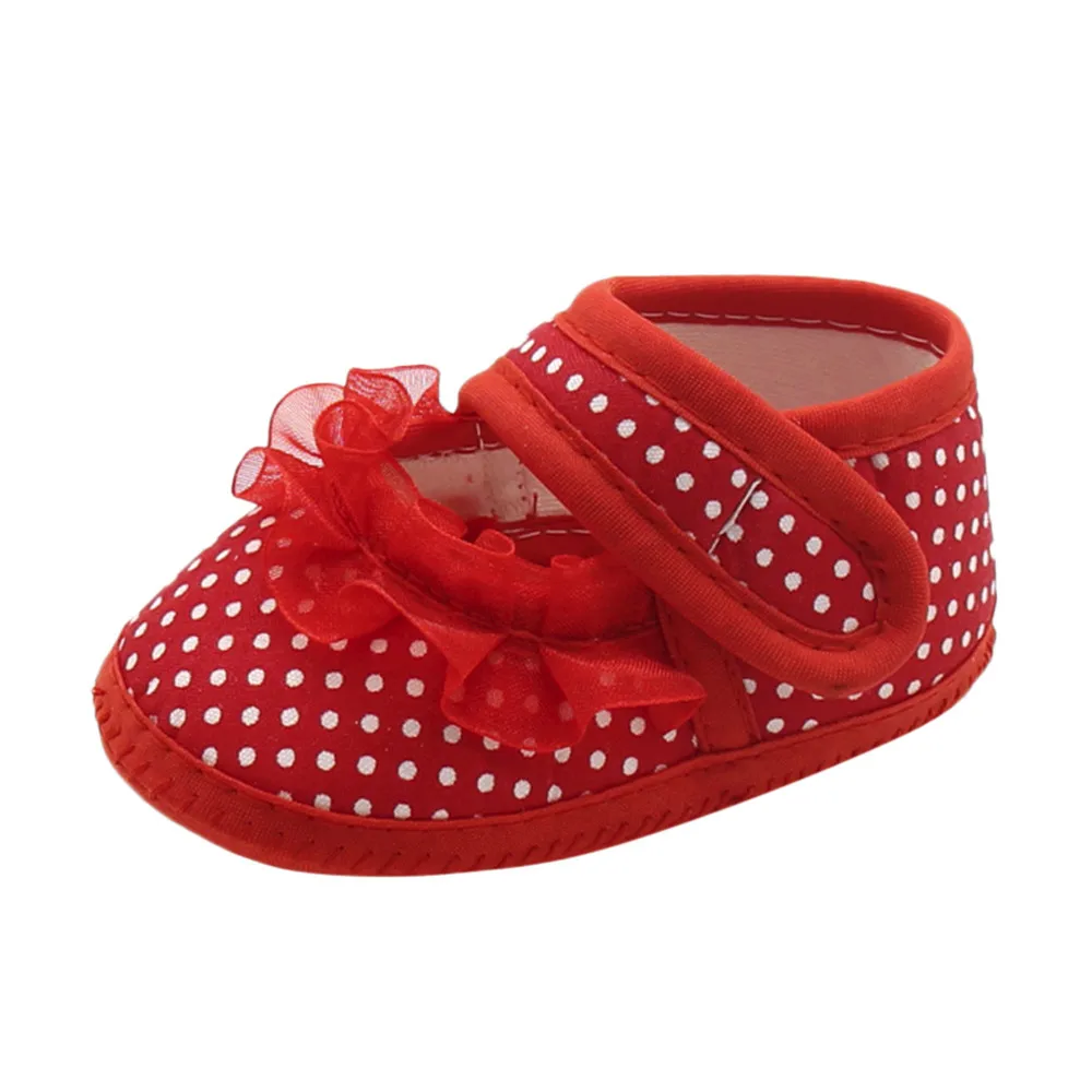 Детские ботиночки в горошек для новорожденных, с кружевом, на мягкой подошве для младенцев, теплая Повседневная обувь на плоской подошве, детская обувь для малышей