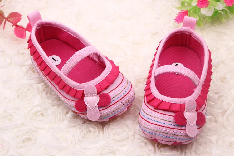 Обувь для маленьких девочек; обувь принцессы с цветочным принтом и оборками для малышей; детская обувь с мягкой подошвой; детская кроватка; обувь для малышей - Цвет: Прозрачный