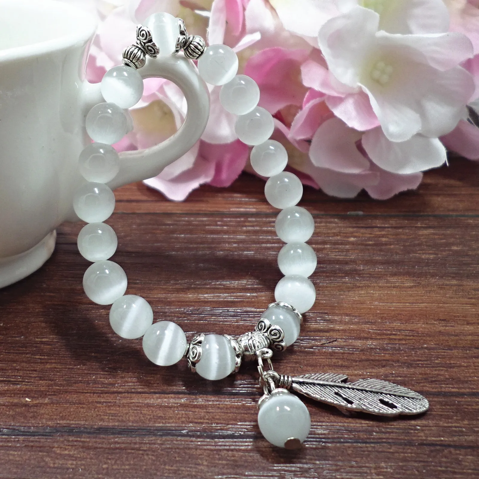 

Natural Crystal Bead Bracelets for Women Fashion Stainless Steel Pendant Hand Chain Ethnic Style Ladies Trend Handmade Jewelry