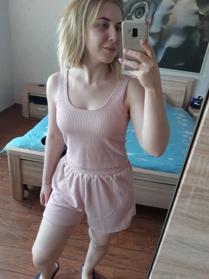 1 (2)