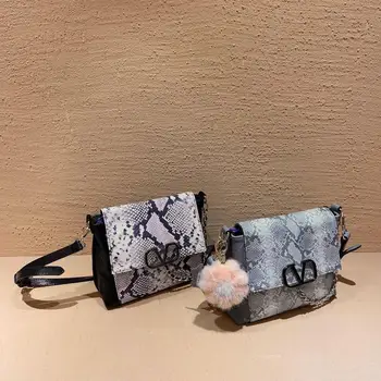 

New high quality leather fashion trend personalized stray bag stitched snake cowhide snake pattern women's bag