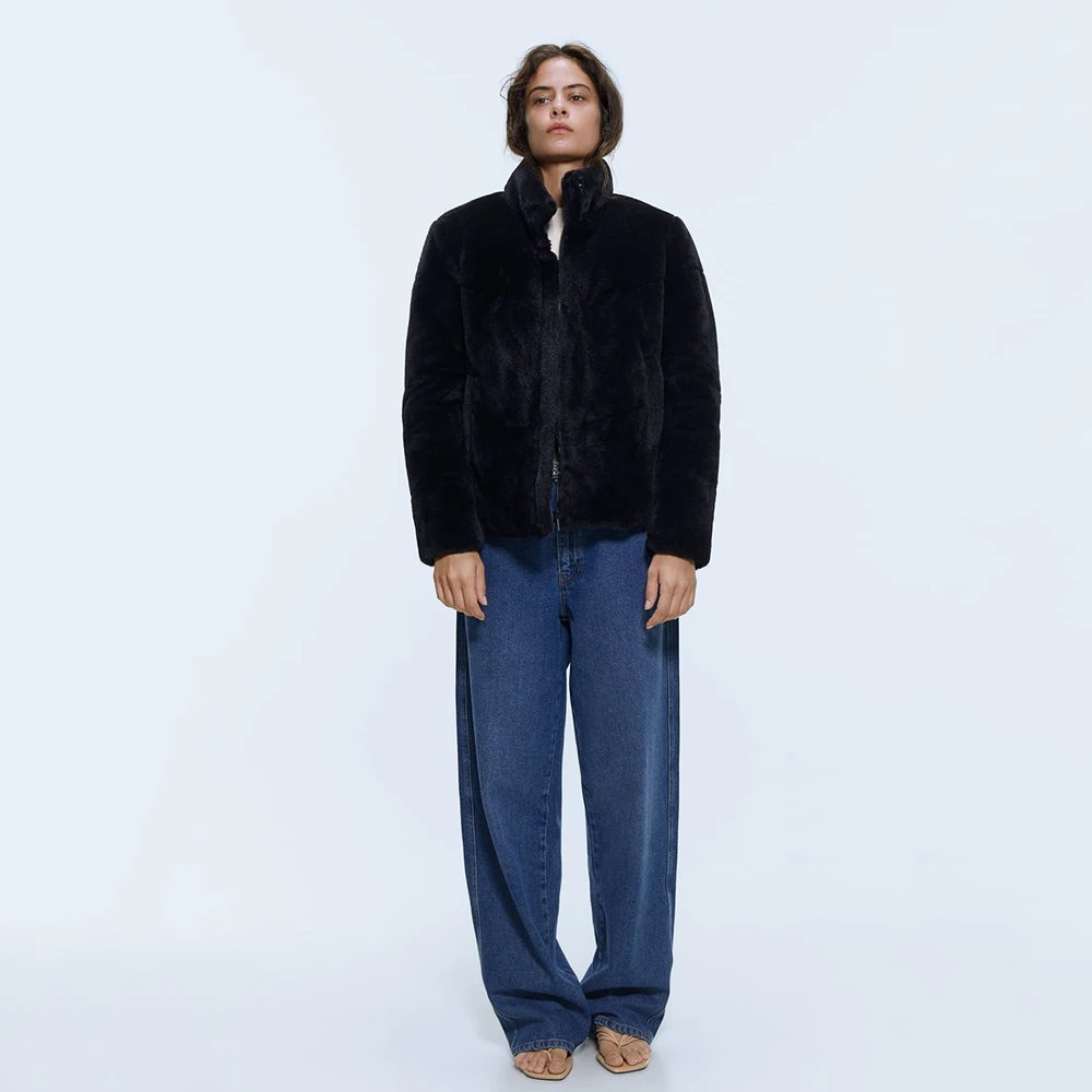 ZA однотонное пальто с меховым эффектом для женщин, стоячий воротник, длинный рукав, карман, темная застежка-молния, осенне-зимнее пальто