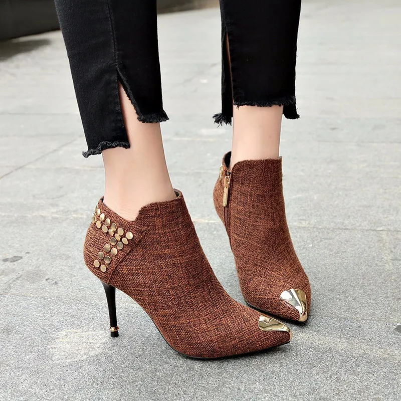 

Increase Keep Warm Boots Sharp Rivet Woman Short Boots With High With Cotton Boots