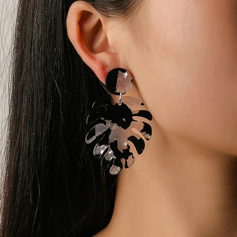 

New Hot Europe and America Leaves Hoop Earrings Multi-Color Acetate Sheet Circular Leaves Earrings Women Jewelry