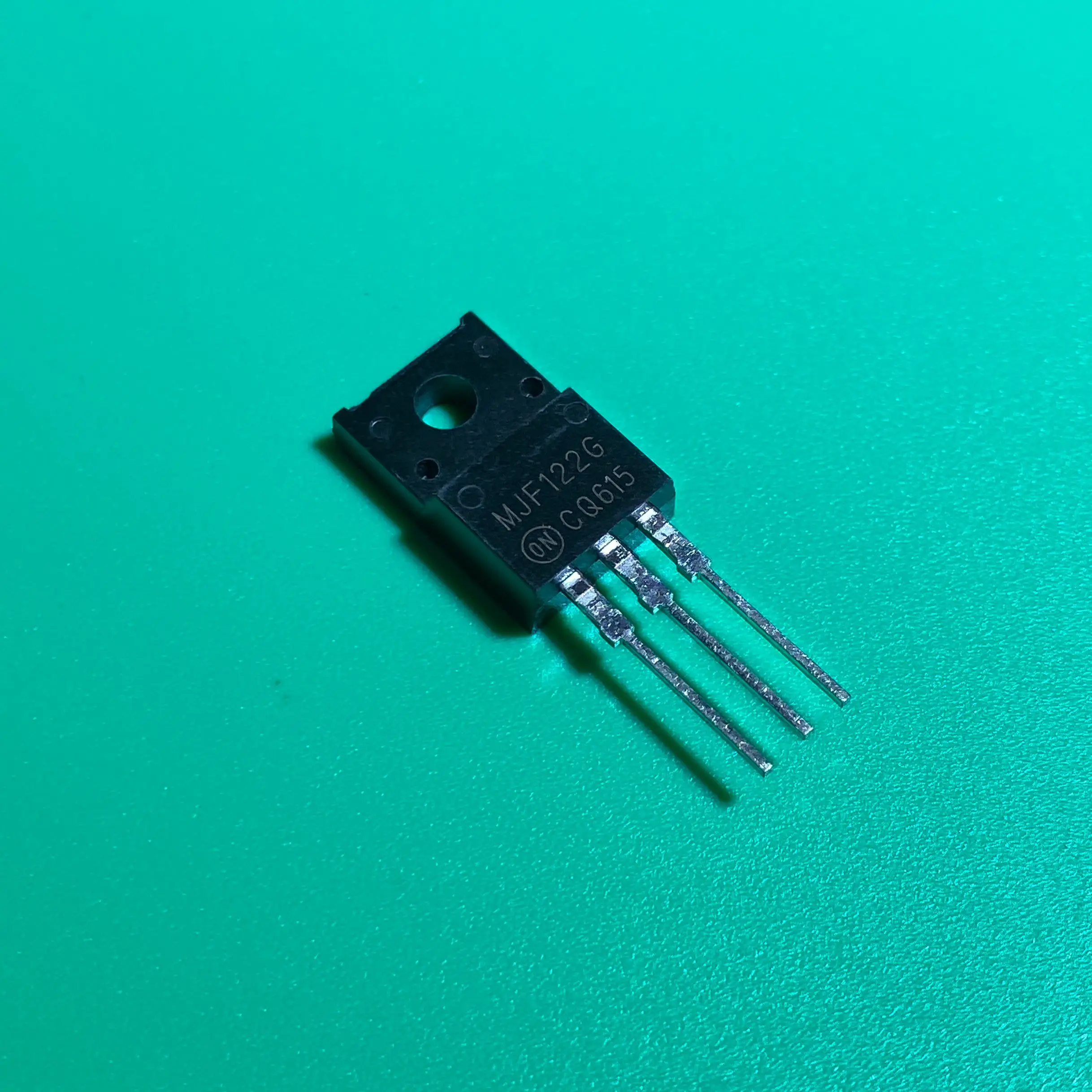 5 шт./лот MJF122 G TO-220F MJF122G MJF 122 TRANS NPN DARL 100V 5A TO220FP MJF-122 MJ F122 | Обустройство дома