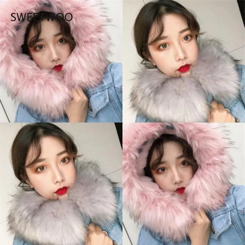 2021 Big Faux Fur Collar Denim Jacket Women Winter Hooded Warm Jean Jacket Student Basic Short Parkas Female Bomber Coat