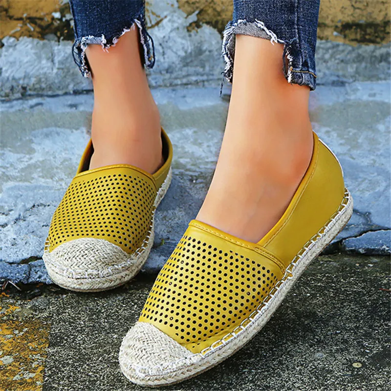 

Large Size Casual Shoes Women's 2019 Spring And Summer Hollow out Breathable Fisherman Shoes Slip-on Lazy Loafers Fashion