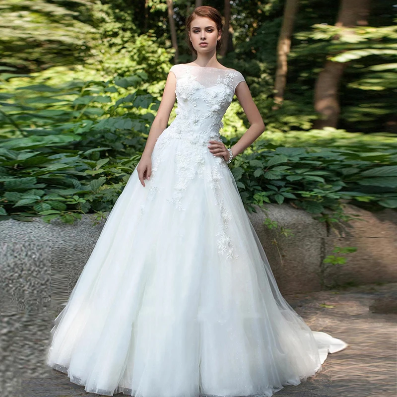 

O-neck Neckline Cap Sleeve Tulle 3D-flower Wedding Dress Lace Applique Backless Sweep Train Zipper Bridal Dress vestido de noiva