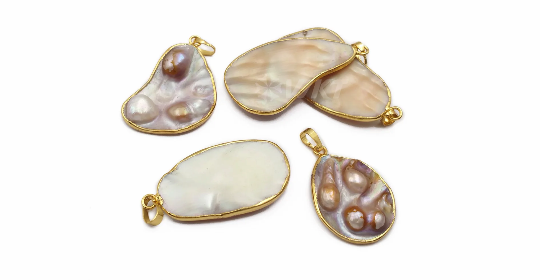 WT-JP159 new arrival! carved round irregular natural mother of pearl Pendant with gold electroplated women Necklace Connector