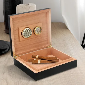 

Cedar Wood Cigar Case 20-25 Count Cigar Humidor Humidifier With Hygrometer Case For Cigarettes Cigar Accessories