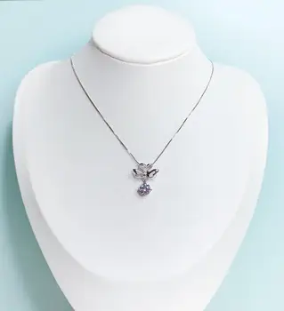 

Crystal Silver nacklace