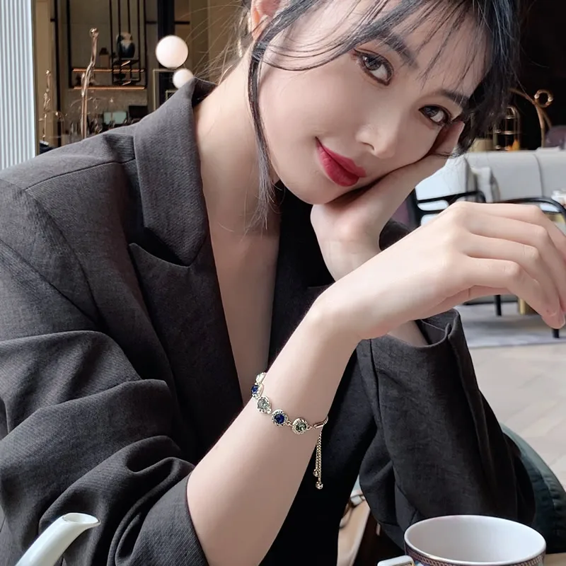 Korea New Design Fashion Jewelry Retro Color Round Crystal Bracelet Elegant Women’s Stretchable Adjustable Simple Bracelet