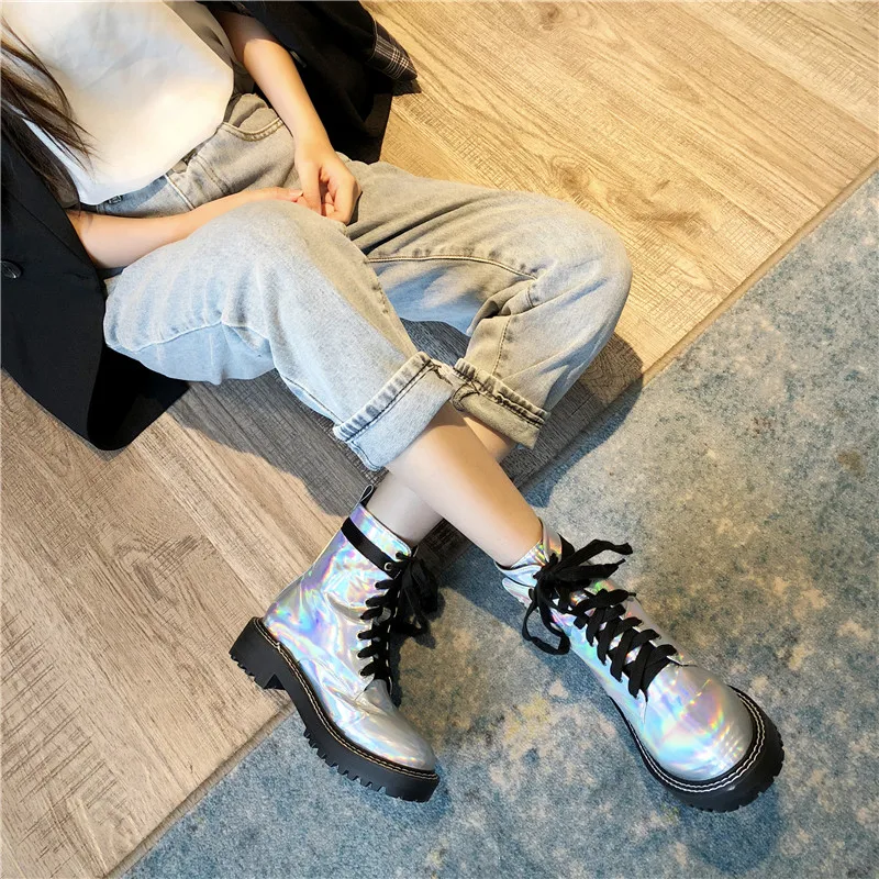 YMECHIC/Разноцветные Женские ботинки в байкерском стиле из лакированной искусственной кожи в готическом стиле с перекрестной шнуровкой; обувь на массивном каблуке