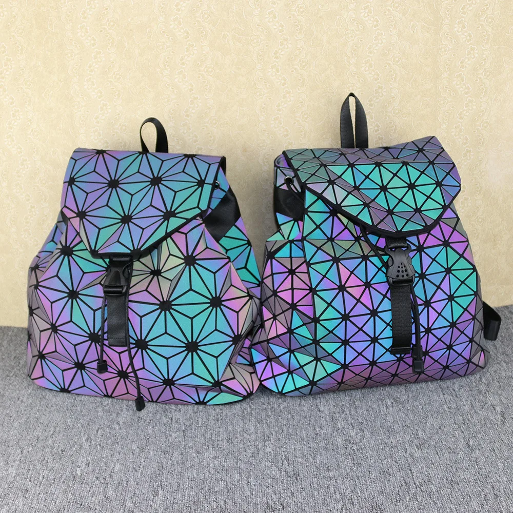 

Geometric Rhombus Luminous Color Changing Laser Large Backpack Men and Women Couple Fashion Backpack