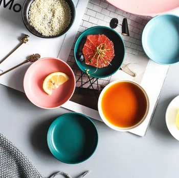 

4PCS Ceramic Soy Sauce Dish Dessert Snack Wasabi Bowl Western Food Dipping Vinegar Plate Domestic Hot Pot Dipping Dish LA165