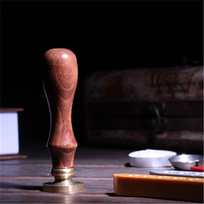 

Retro Invitation Wax Seal Stamps DIY Cute Animal Deer Pattern Sealing Wax DIY Craft Wood Handle Antique Copper Stamps Dropship
