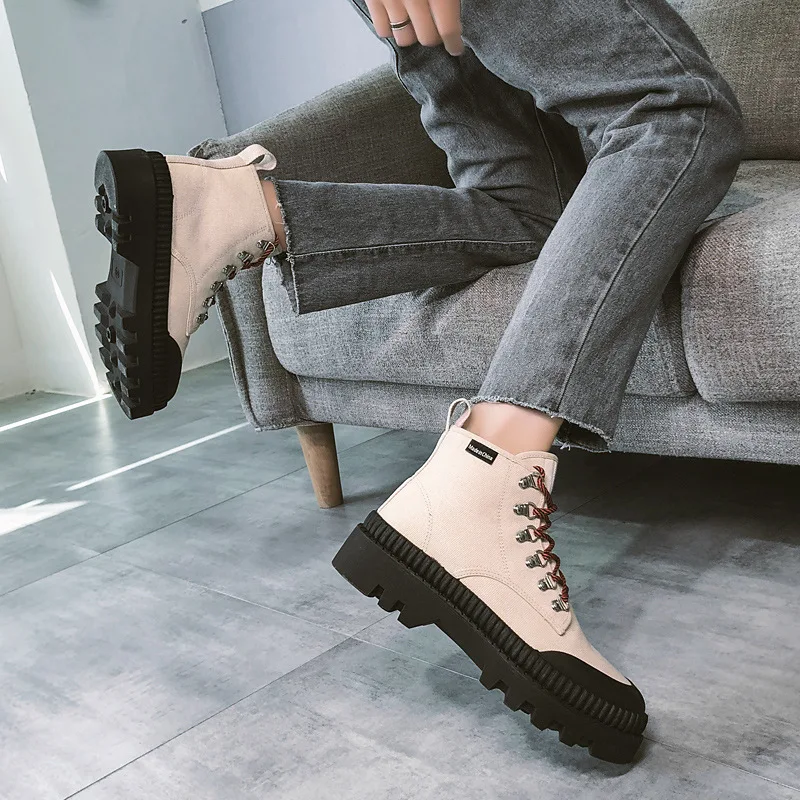 

2019 Autumn And Winter New Style Hight-top Canvas Shoes Men Martin Boots British Style Versatile Worker Boot Thick Bottomed MEN'