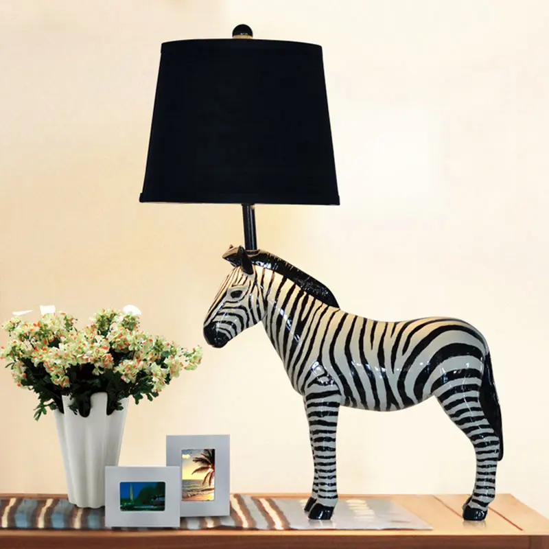 Modern Resin Zebra Art Deco Led Black Table Lamp for Bedroom Living Room Home Deco Bedside Desk Lamp Children Room Light Fixture