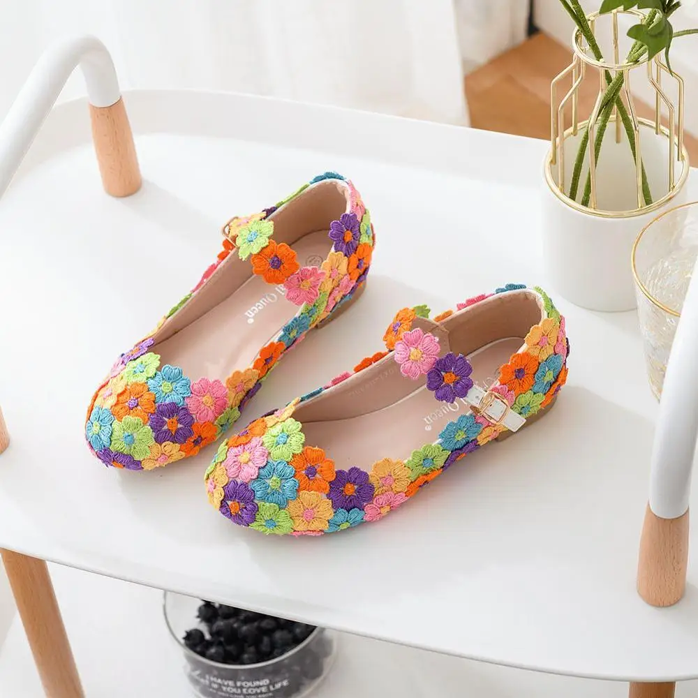 Обувь для девочек, украшенная кристаллами, для свадебной вечеринки, с цветочным рисунком; обувь принцессы; тонкие туфли для девочек; детская повседневная модная обувь на высоком каблуке с цветочным принтом