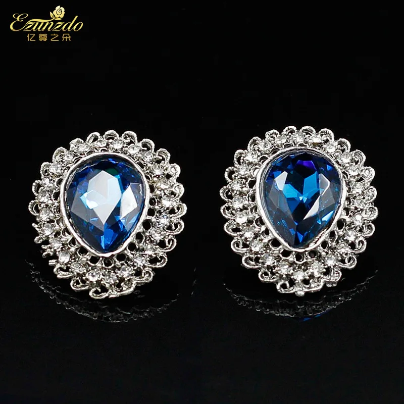 

Yi zun of Flower South Korea Brooch Brooch Rhinestone Corsage Scarf Buckle Versatile Flower Small Collar Shirt Collar Pin