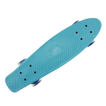 

Skateboard Classic Retro Plastic Skateboard with LED Flashing Wheels Skateboard