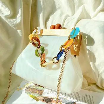 

Candy Color Clip Women's Shoulder Bags Wooden Kisslock Shell Women Handbags Acrylic Chain Crossbody Bag For Ladies Hand Bags New