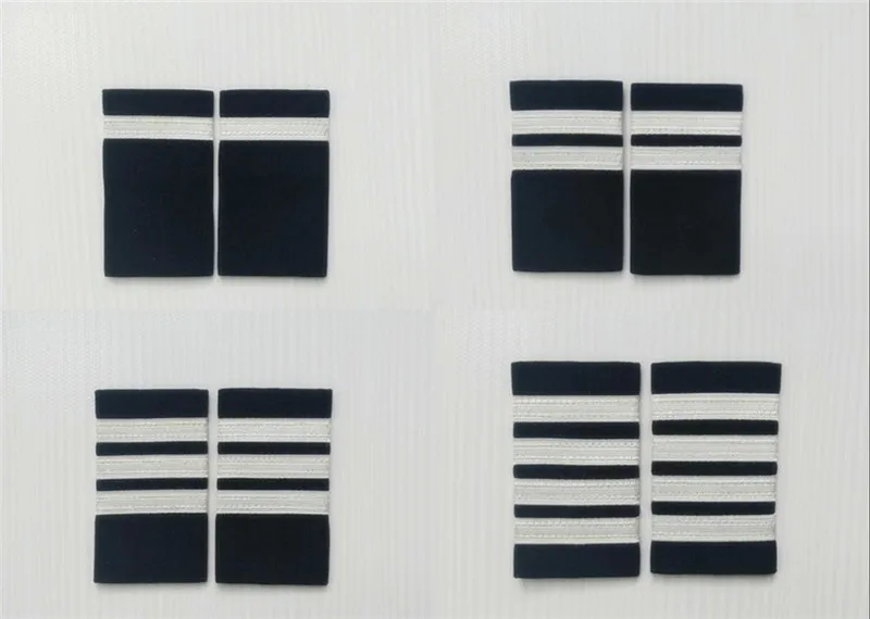 

Four Silver Bars Airline Pilot Epaulets Captain Shoulder Boards Insignia Sliders Halloween Cosplay Pilot epaulette Gift