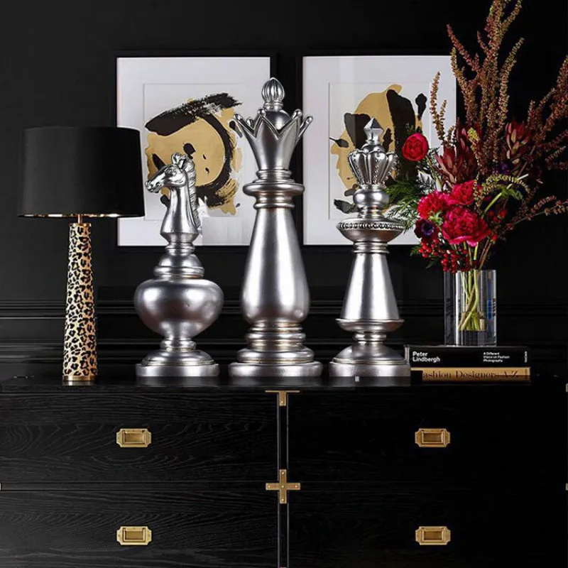 1 Set Resin Chess Pieces Ornaments International Chess Figurines Decoration Family Board Game Home Decoration Crafts Set
