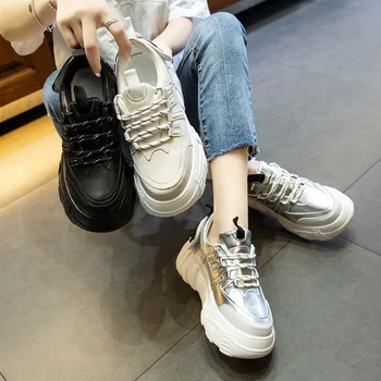 

New women's single shoes autumn hot platform leather women's shoes fashion comfortable soft wild sports Increase shoes I1-74