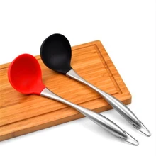 Антипригарный силиконовый половник суповая ложка изогнутая ручка Небьющийся Большой Круглый совок для ужина креативный кухонный Обеденный Инструмент посуда