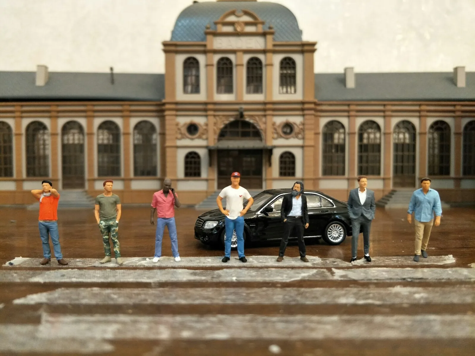 1: 64 пропорциональный персонаж из смолы модель для сцены макет модель моделирования Игрушка миниатюрная карта все используется для макета